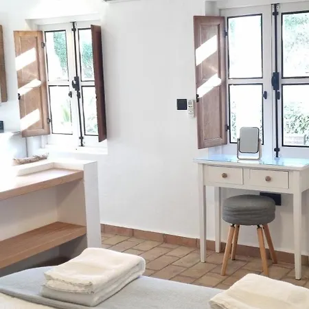 The Old Barn * Tavira